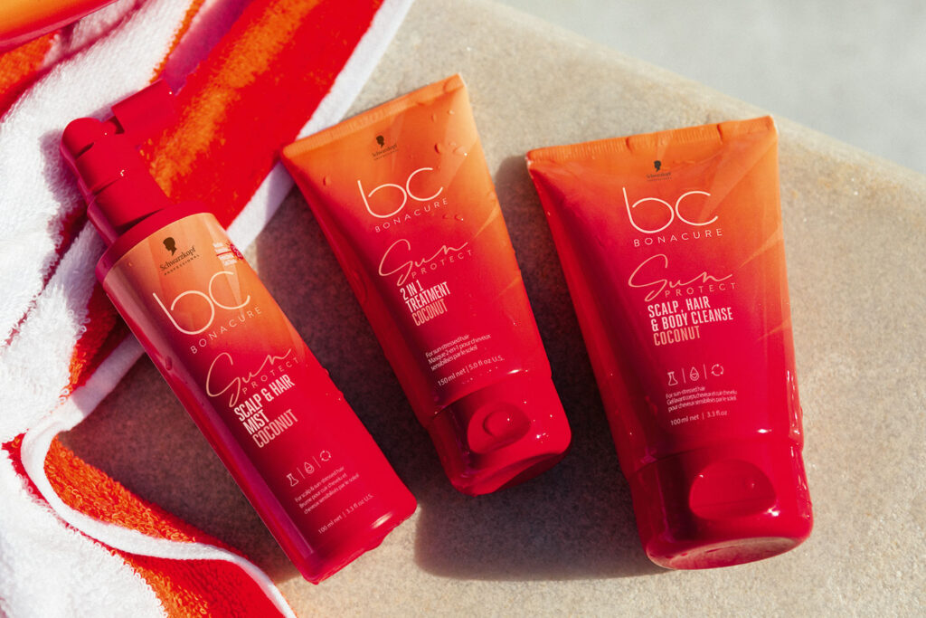 Bonacure Sun Protect proizvodi Schwarzkopf Professionala za zaštitu kose tijekom ljeta na ručniku uz bazen