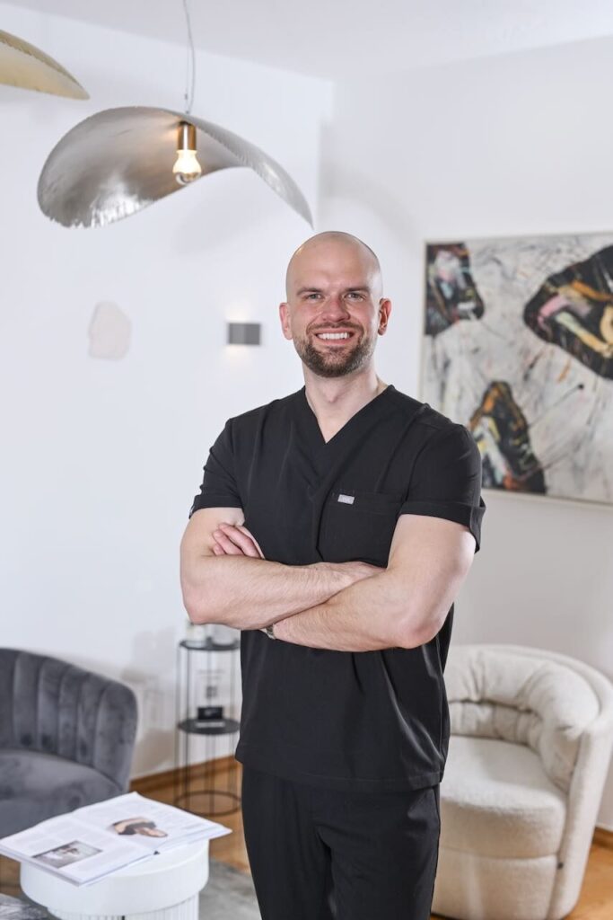 dr. Mislav Malić, Poliklinika Malić