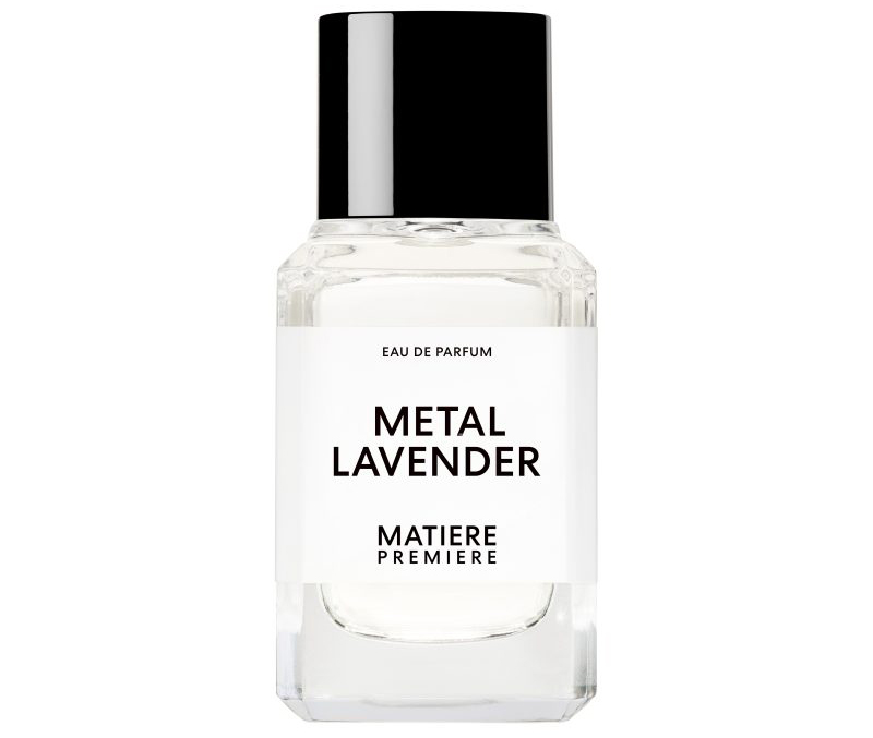 Matiere Premiere Metal Lavender parfem u jednostavnoj prozirnoj bočici s bijelom etiketom.