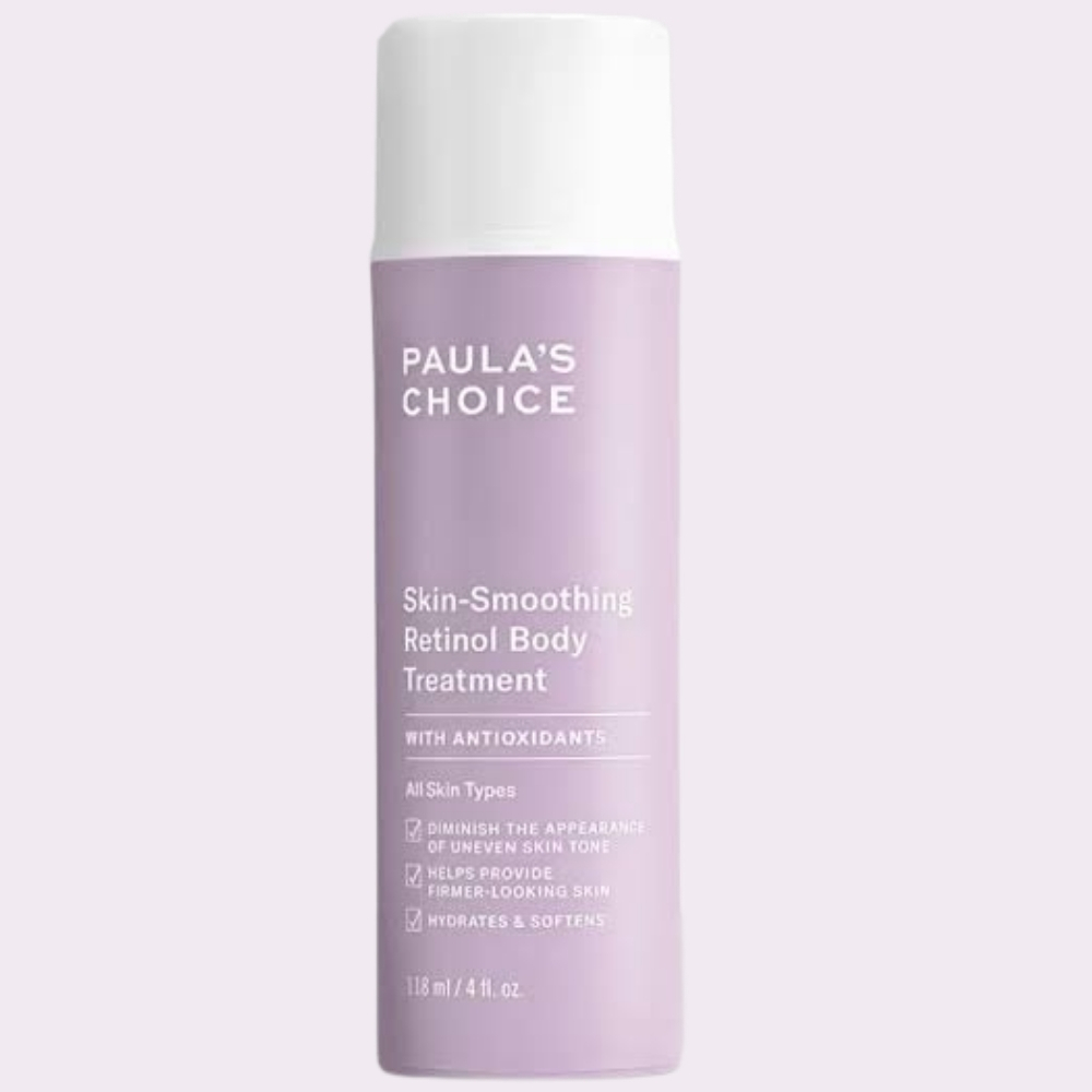 Paula's Choice Skin-Smoothing Retinol Body Treatment u ljubičastoj bočici s bijelim čepom na svijetloj pozadini.