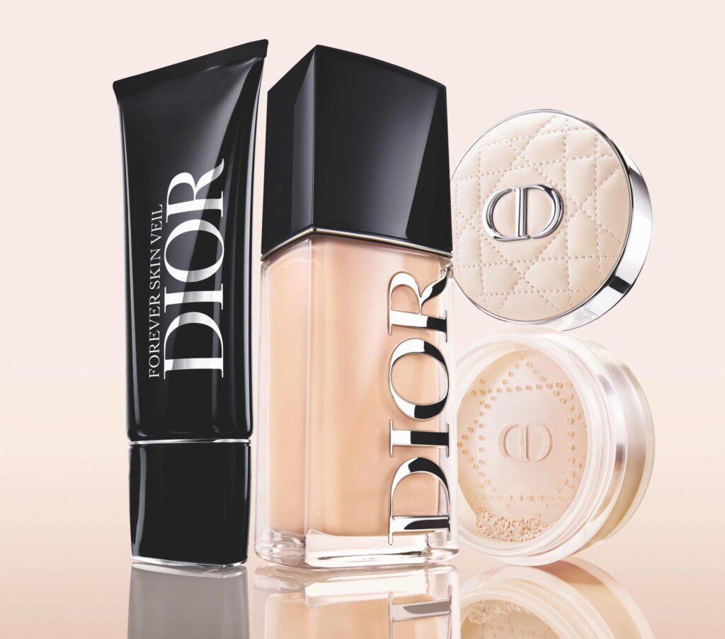 1. Dior Forever Skin Veil, tekući puder i On Set Powder u novoj make-up rutini